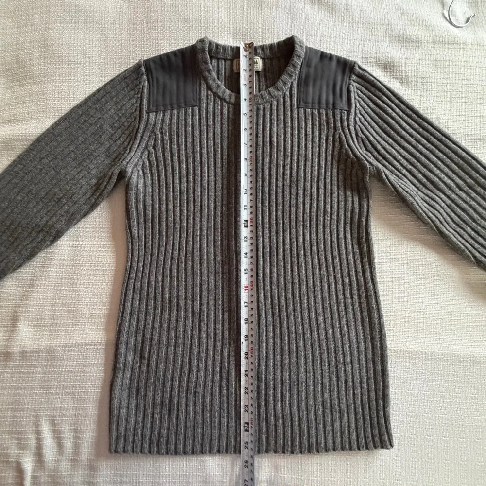 Men's gray commando sweater is comfortable, warm and‎ impeccably styled